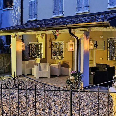 ホテル Residenza Al Castello Castellaro  エクステリア 写真